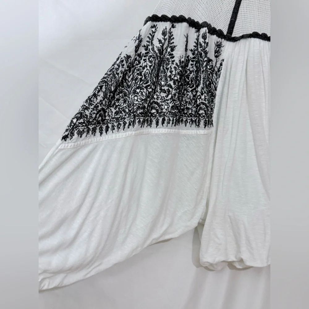 Free People Carly Embroidered Flowy Boho Style Top With A Cropped Bubble Hem